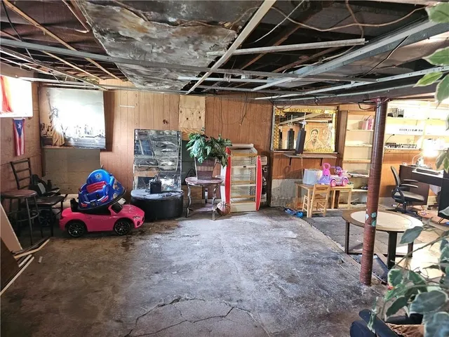 $114,900 | 292-294 Carter Street, Rochester, NY 14621