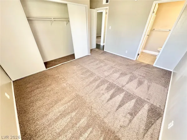 $1,875 | 6323 Silverfield Drive, Las Vegas, NV 89103