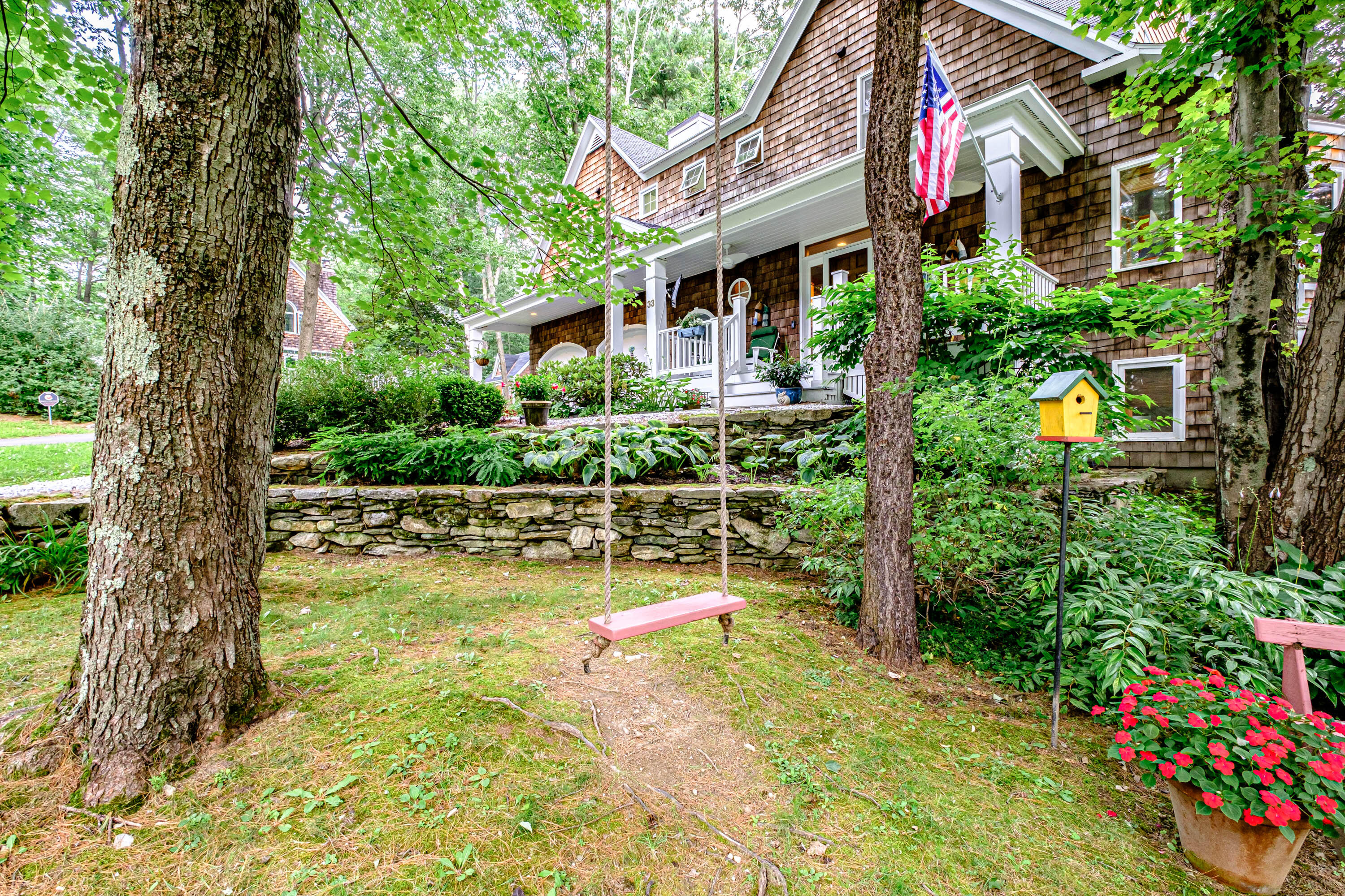33 Cottage Park Road Portland, ME 04103 - Photo 88 of 92 Yard rock wall gardens