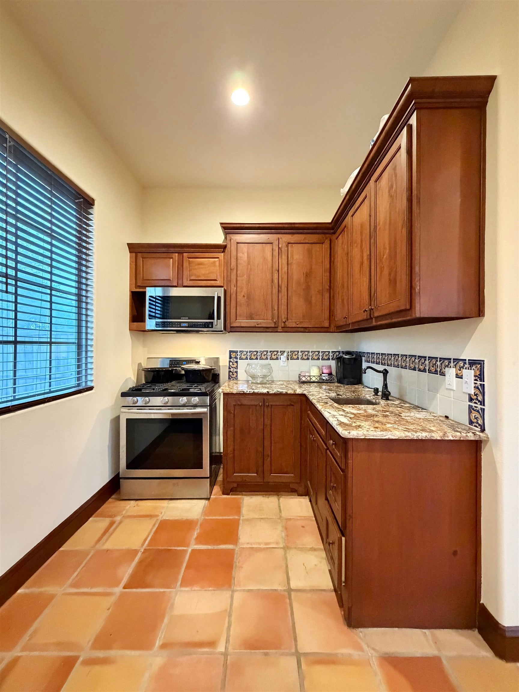 12410 Keith Road Beaumont, TX 77713 - Photo 18 of 46 Gallery Image 18