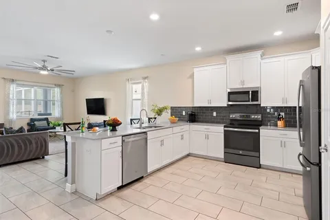 $673,500 | 9050 Stinger Drive, Davenport, FL 33896