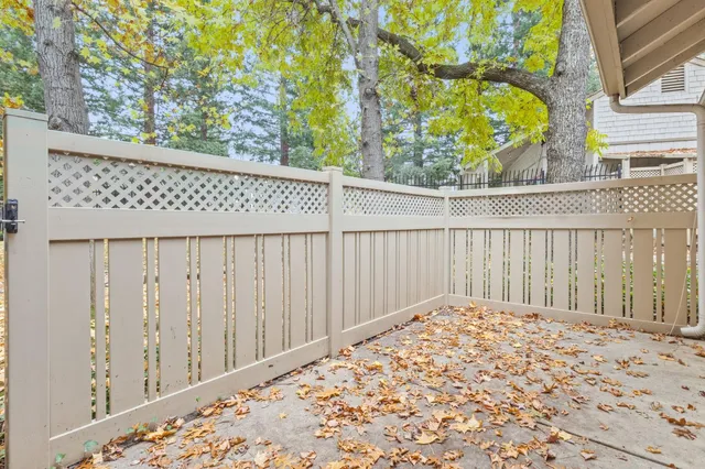 $365,000 | 3997 Park Cir Lane, Unit C, Carmichael, CA 95608