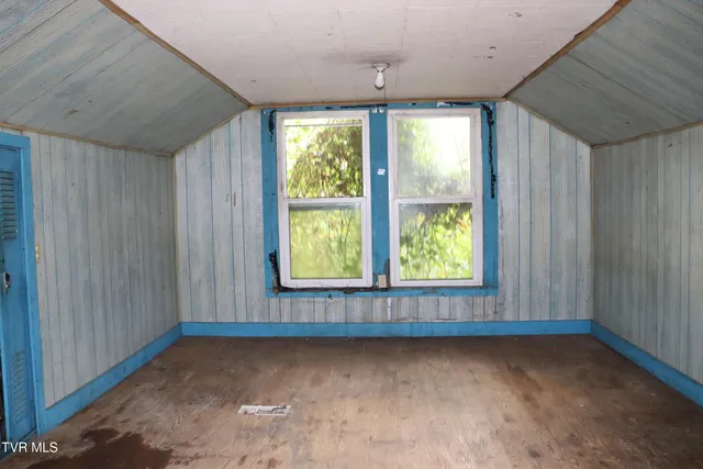 $25,000 | 1033 Maple Gap Road, Raven, VA 24639