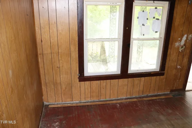 $25,000 | 1033 Maple Gap Road, Raven, VA 24639