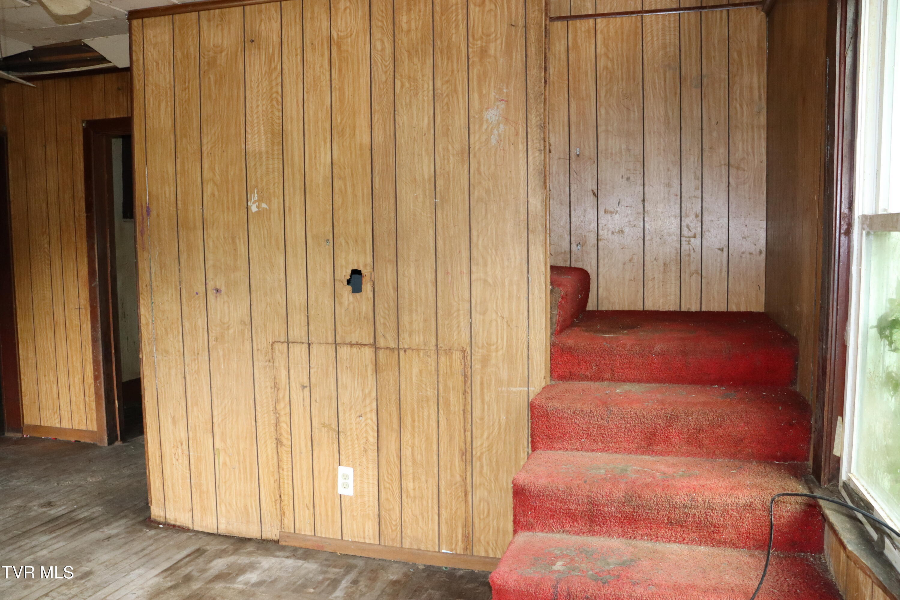 1033 Maple Gap Road Raven, VA 24639 - Photo 28 of 28 IMG_0271