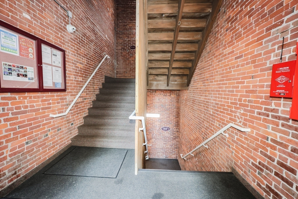 200 Market Street, Unit 3010 Lowell, MA 01852 - Photo 6 of 21