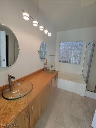 $2,400 | 2659 Lochleven Way, Henderson, NV 89044