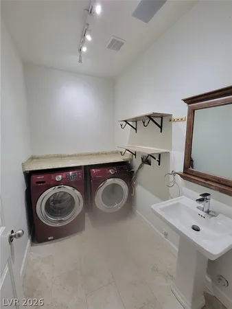 $2,400 | 2659 Lochleven Way, Henderson, NV 89044
