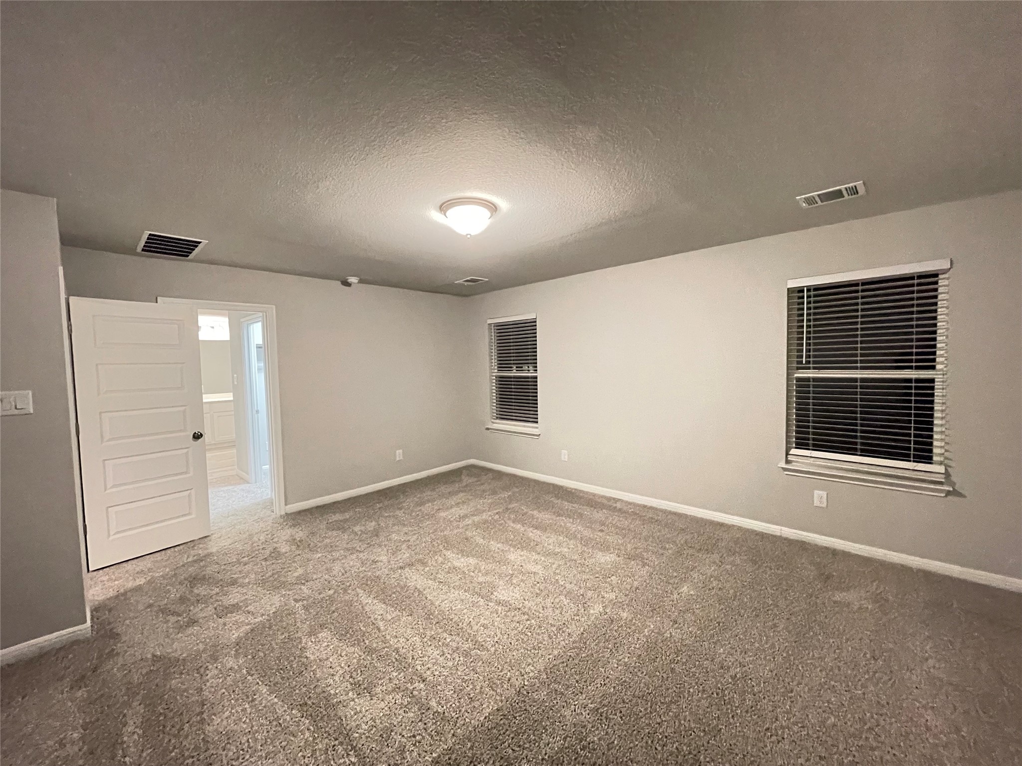 316 Mclintock Road Jarrell, TX 76537 - Photo 29 of 40 a view of an empty room