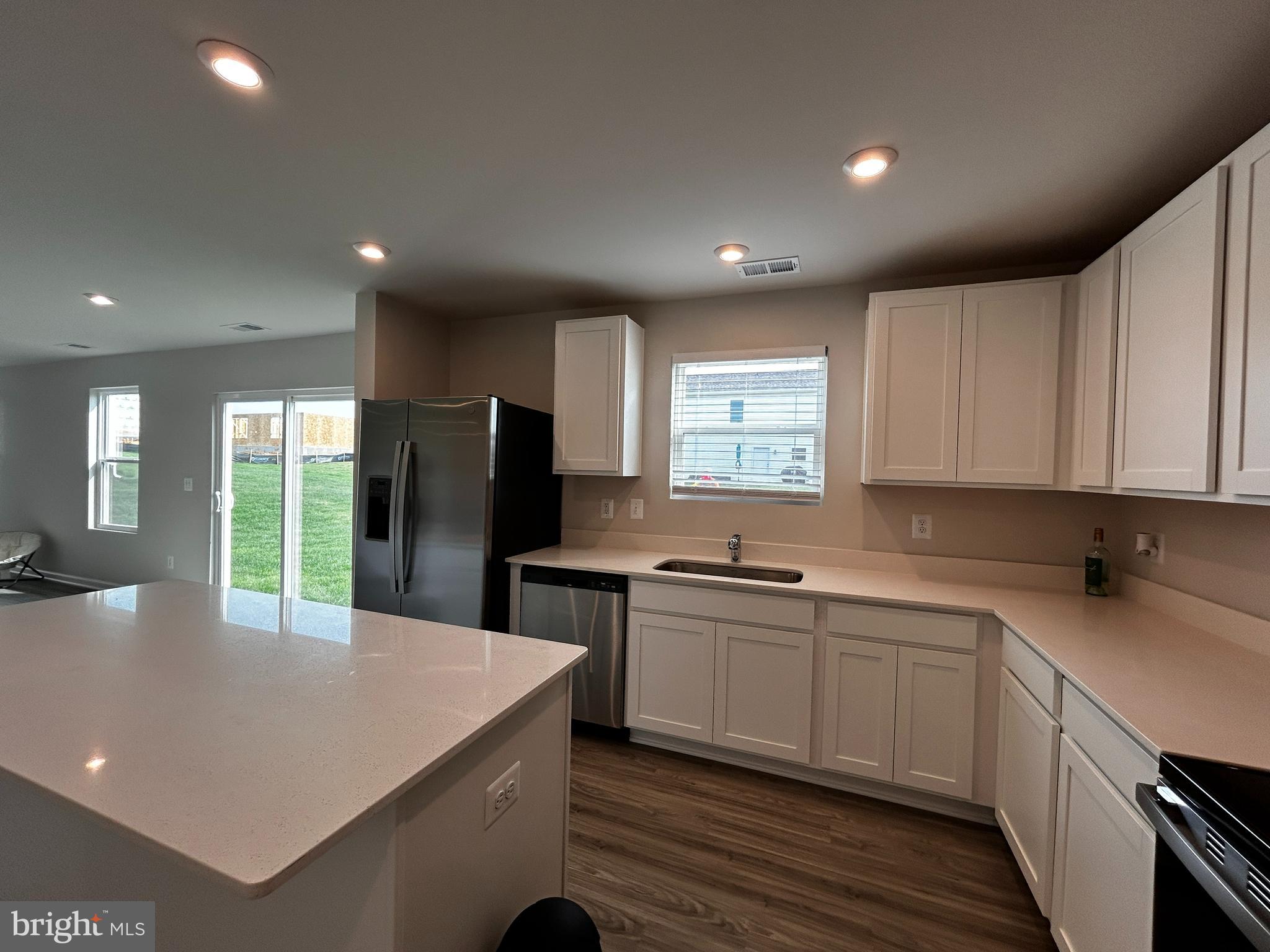 24 Dove Road Charles Town, WV 25414 - Photo 10 of 34