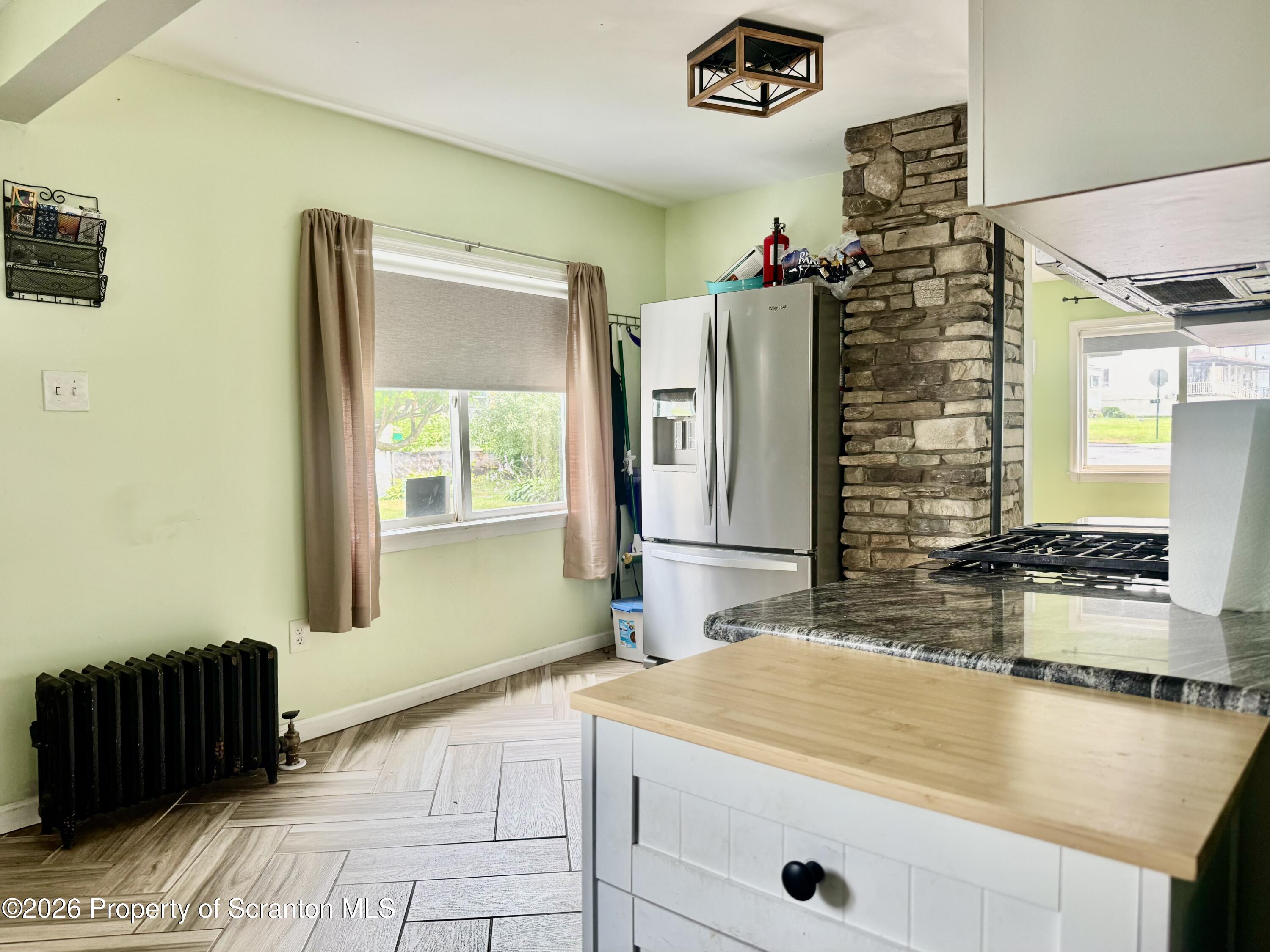 119 Reeves Street Dunmore, PA 18512 - Photo 4 of 22 Kitchen