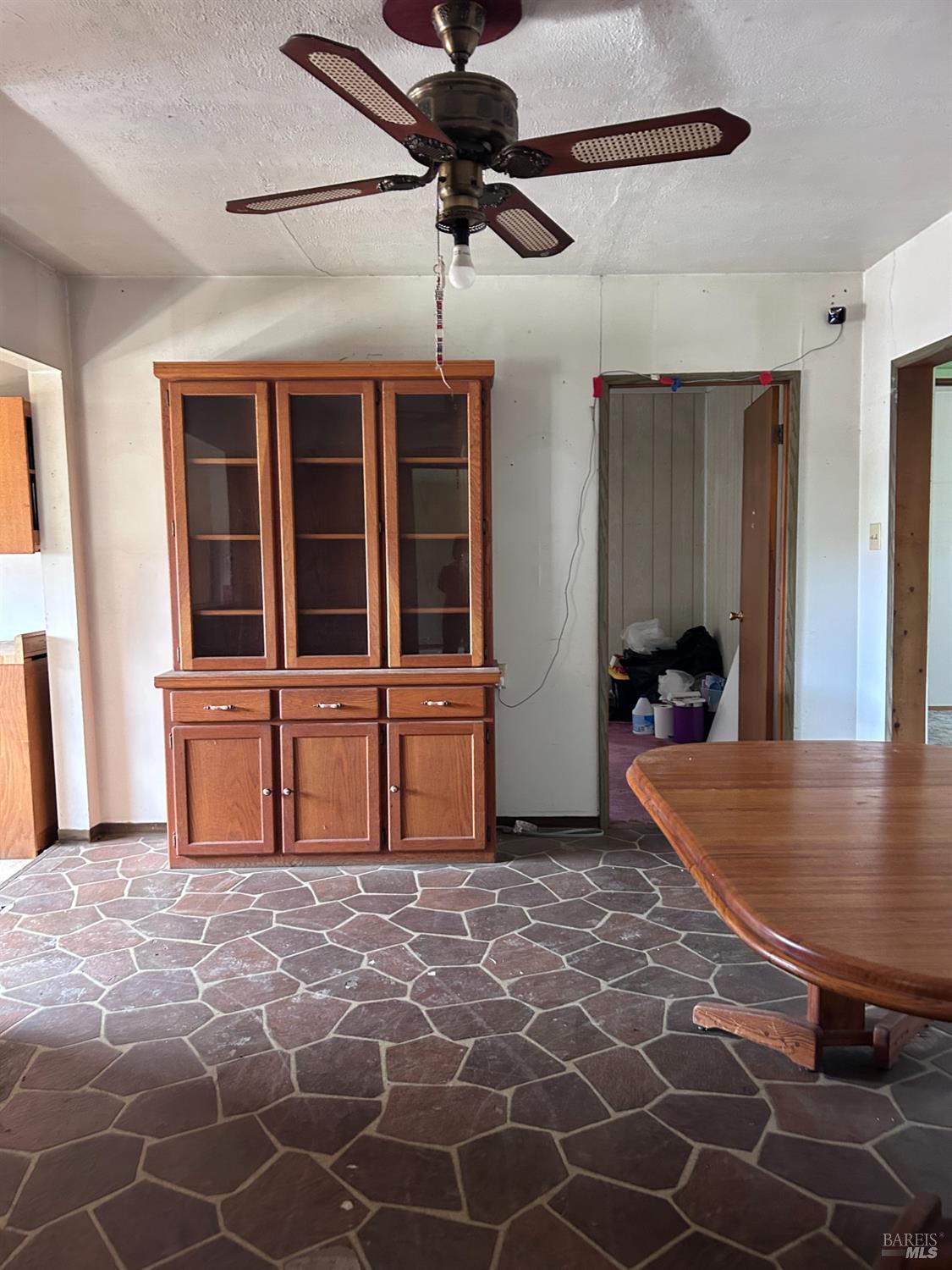 1005 Poplar Road Vacaville, CA 95687 - Photo 11 of 17 a room that has a rug and a table in it