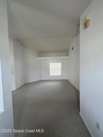 a view of empty room with window