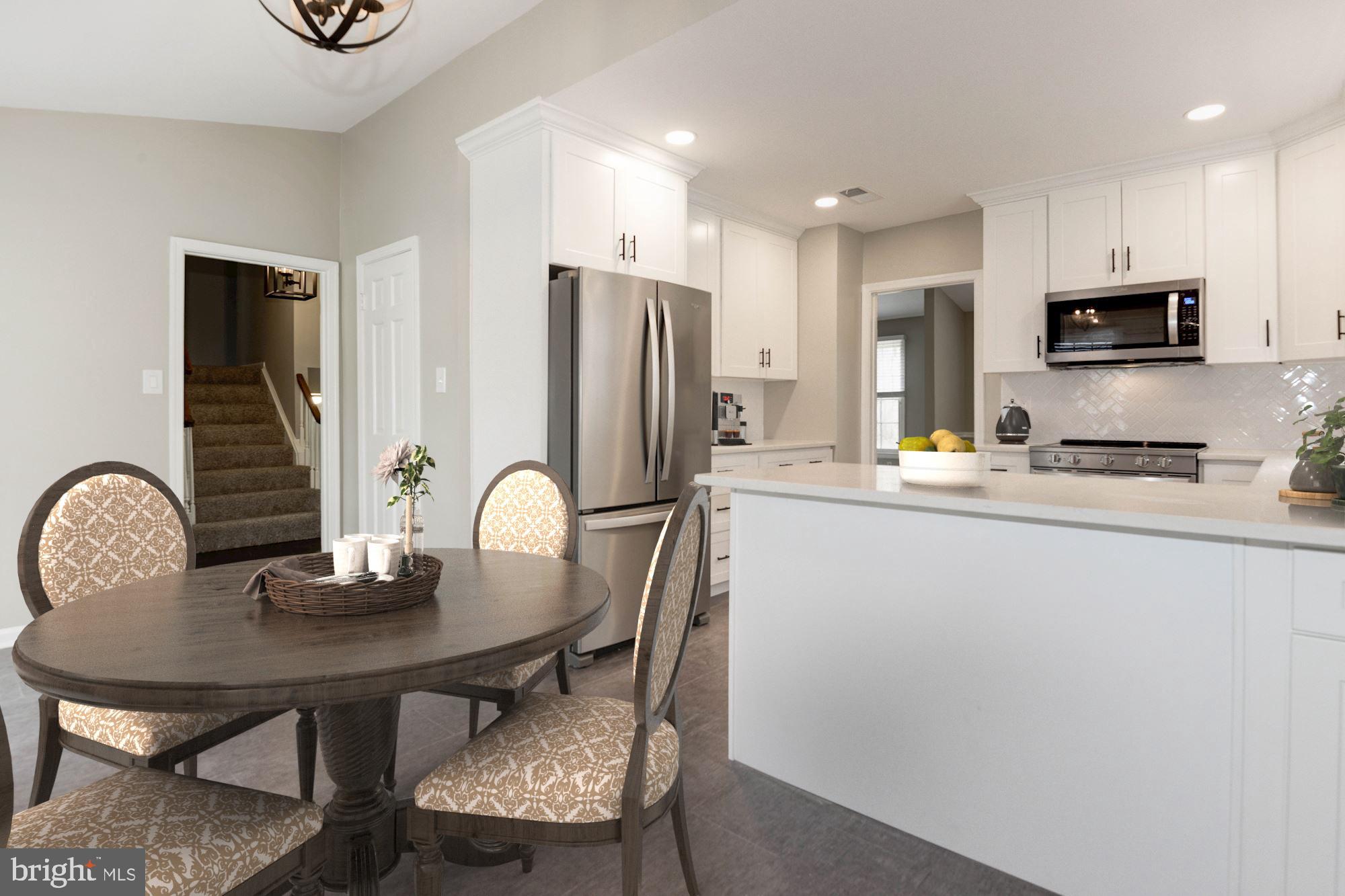 9348 Tovito Drive Fairfax, VA 22031 - Photo 6 of 31 Kitchen