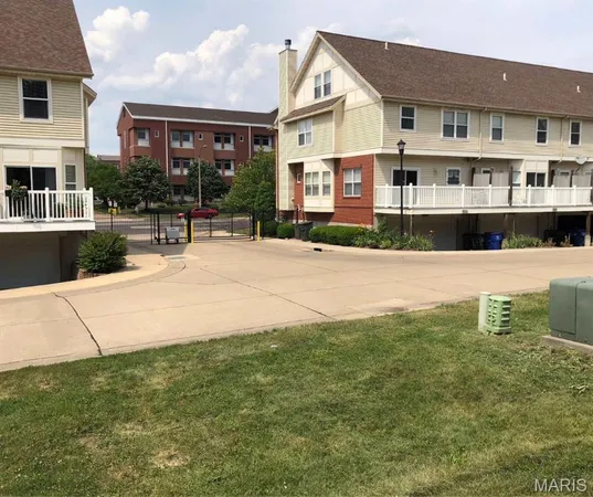 $98,000 | 5402 Delmar Court, St. Louis, MO 63112