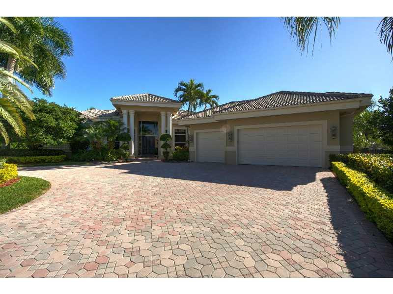 2676 Riviera Court Weston, FL 33332 - Photo 1 of 35 Exterior Front