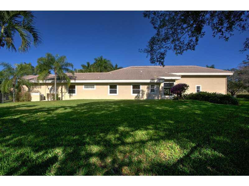 2676 Riviera Court Weston, FL 33332 - Photo 13 of 35 Land