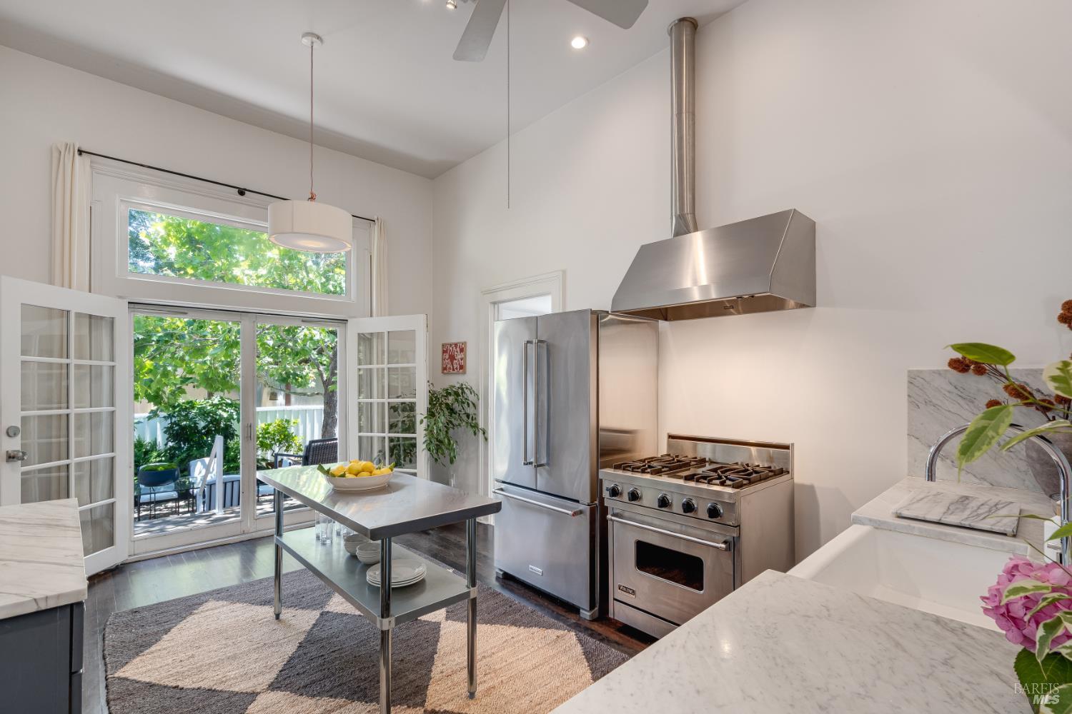 720 Seminary Street Napa, CA 94559 - Photo 12 of 37