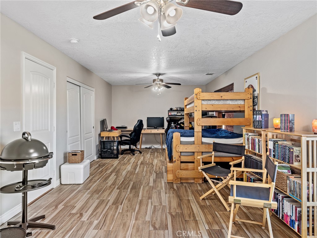 13850 Night Shade Road Apple Valley, CA 92307 - Photo 38 of 73