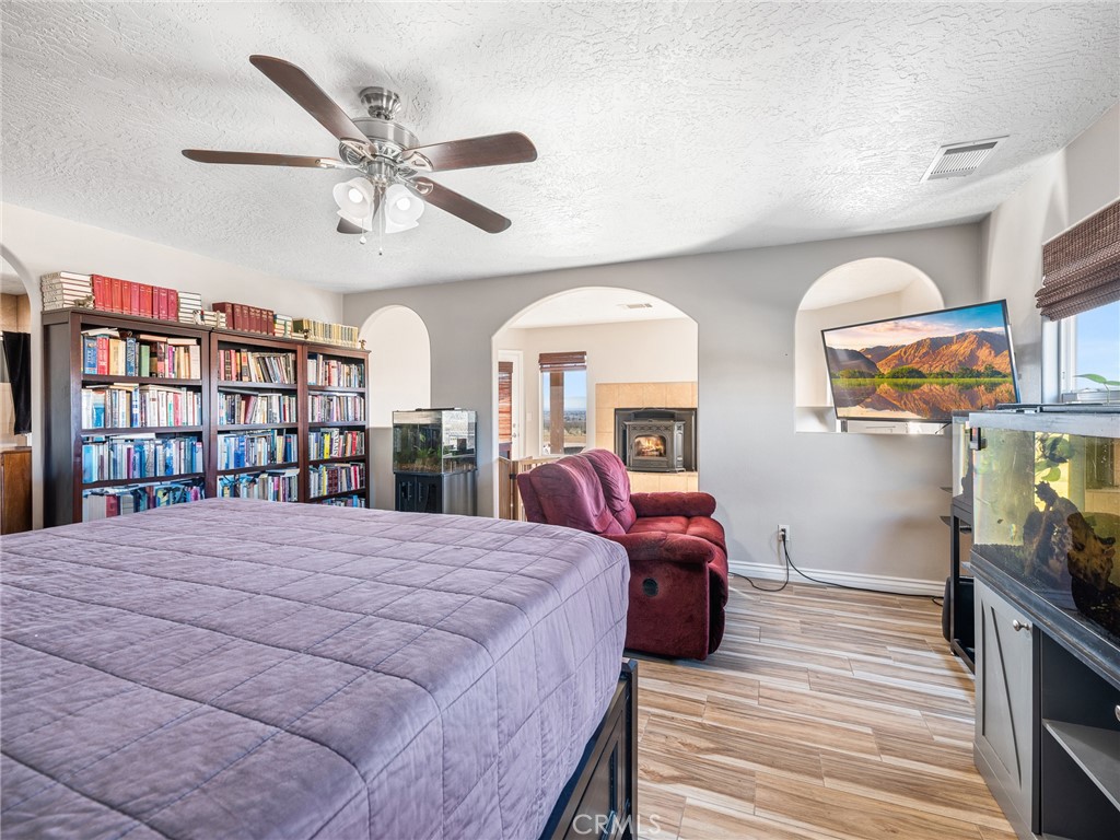 13850 Night Shade Road Apple Valley, CA 92307 - Photo 44 of 73