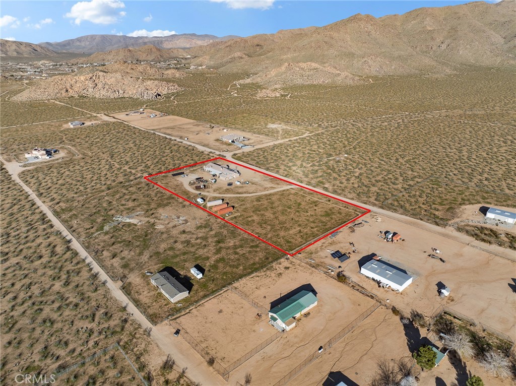 13850 Night Shade Road Apple Valley, CA 92307 - Photo 6 of 73