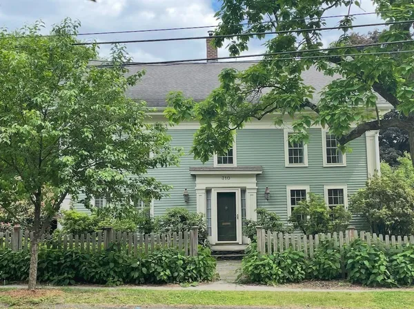 $1,250,000 | 310 South Street, Northampton, MA 01060