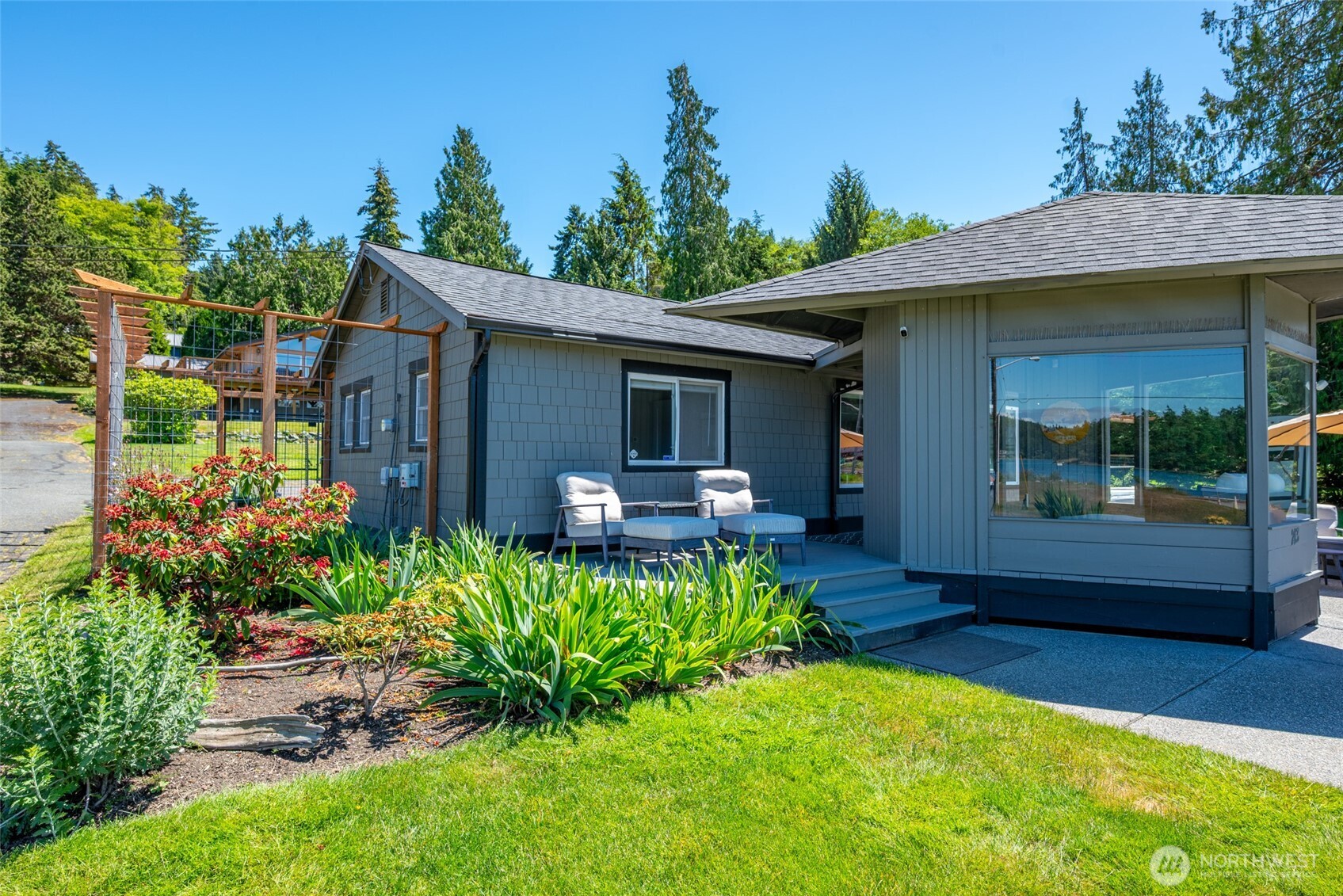 213 Cornet Bay Road Oak Harbor, WA 98277 - Photo 31 of 38