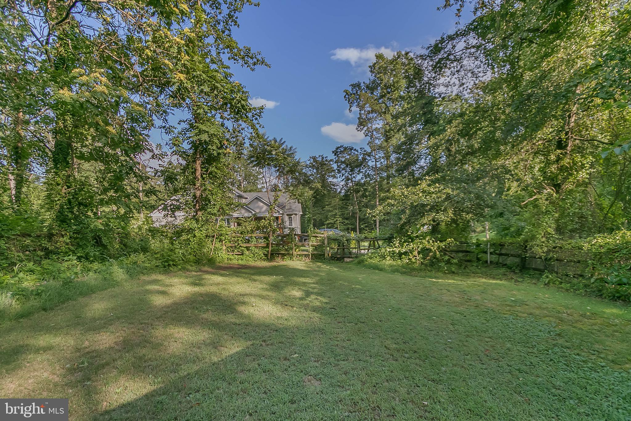 327 Dorchester Road Pasadena, MD 21122 - Photo 46 of 51 Gallery Image 46