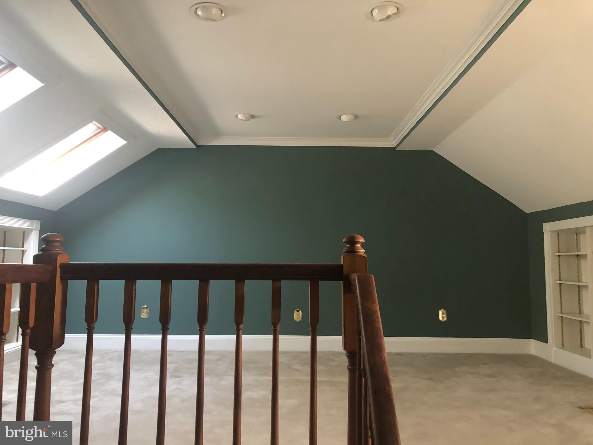214 Aucott Road Brookhaven, PA 19015 - Photo 13 of 17 Gallery Image 13