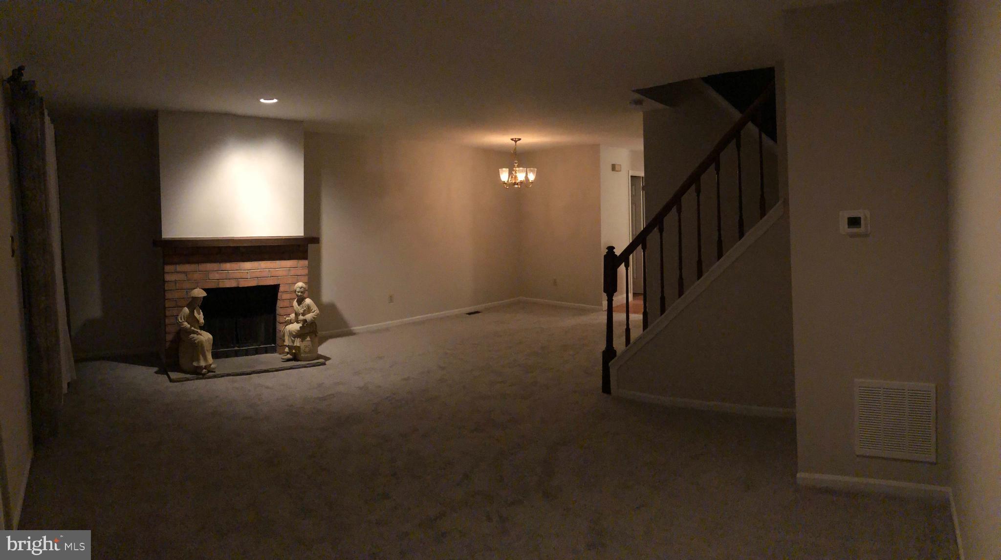 214 Aucott Road Brookhaven, PA 19015 - Photo 5 of 17 Gallery Image 5
