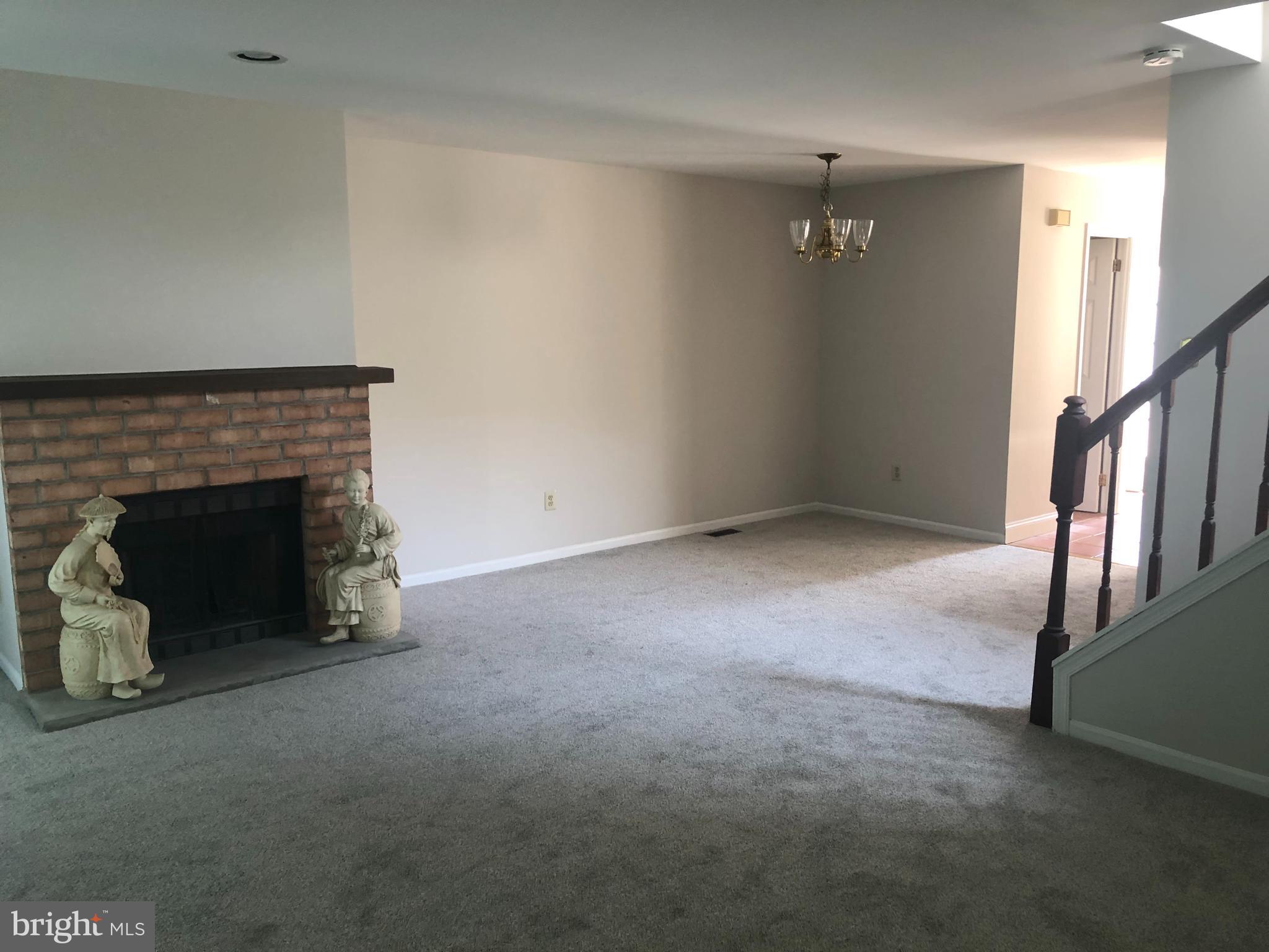 214 Aucott Road Brookhaven, PA 19015 - Photo 7 of 17 Gallery Image 7