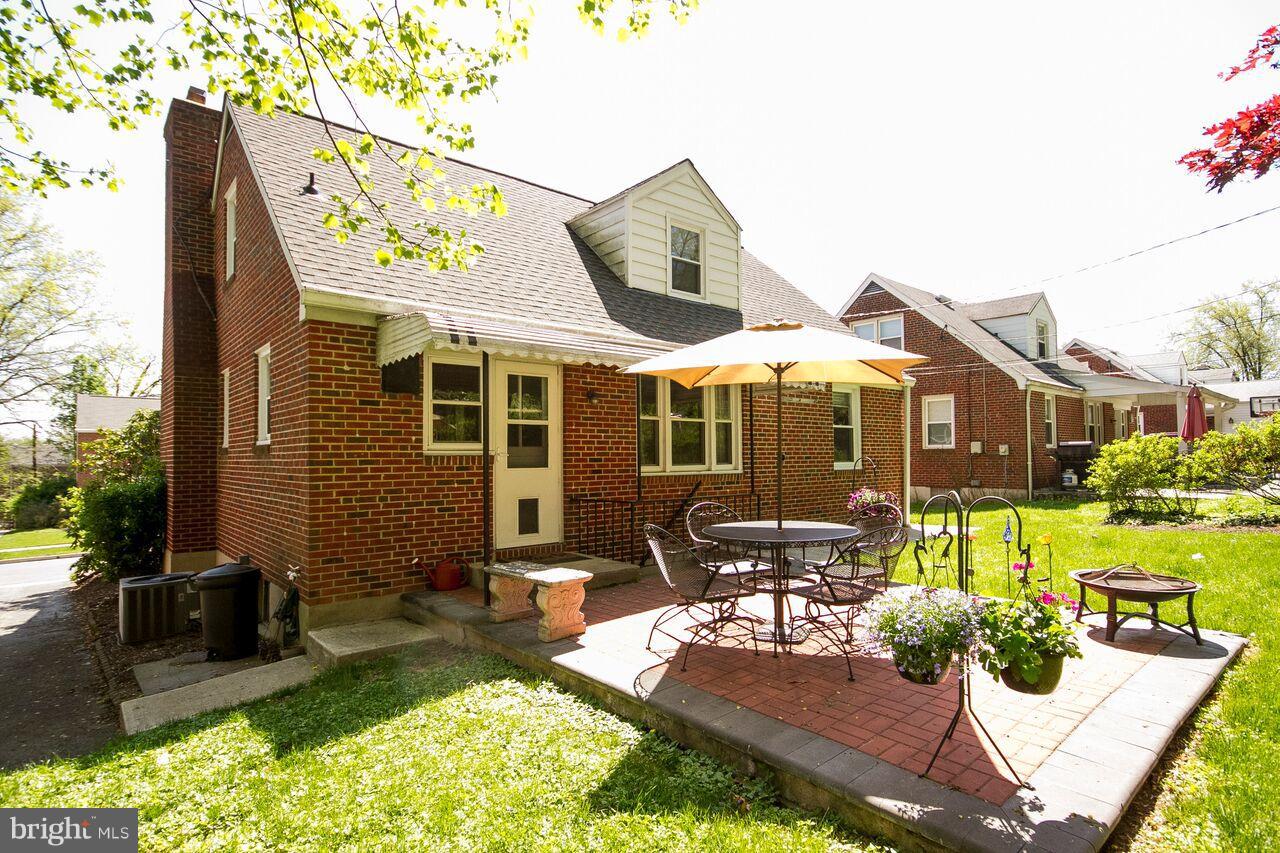 58 Dungarrie Road Baltimore, MD 21228 - Photo 2 of 30 Great patio off the kitchen