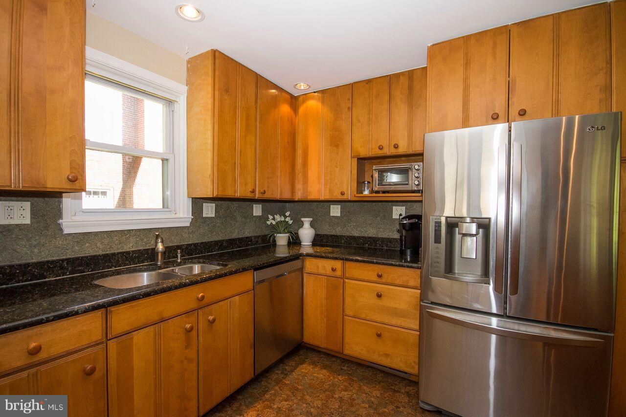 58 Dungarrie Road Baltimore, MD 21228 - Photo 12 of 30 Kitchen