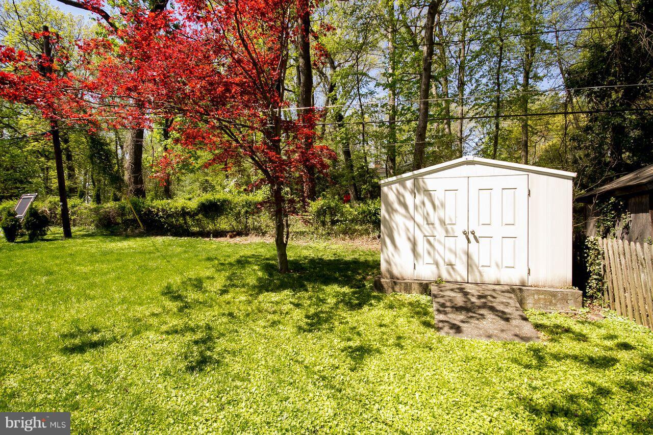 58 Dungarrie Road Baltimore, MD 21228 - Photo 28 of 30 Spacious yard with shed
