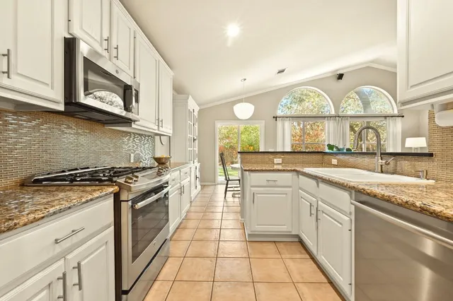 $750,000 | 5400 Painted Shield Drive, Austin, TX 78735