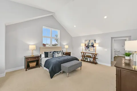 $865,000 | 496 Bastle Wynd Port, Unit 9, Port Washington, WI 53074