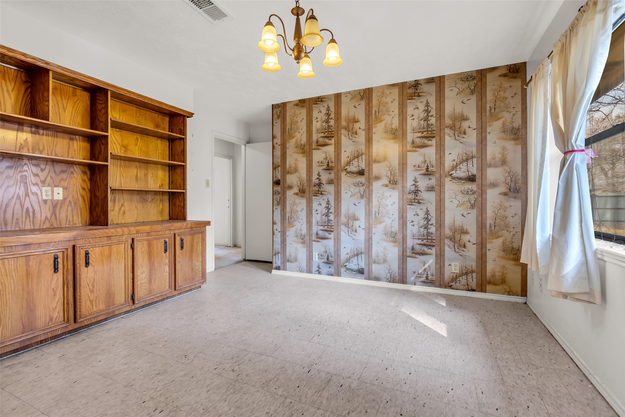 22980 Jade Street Porter, TX 77365 - Photo 13 of 32 a view of an empty room with a window
