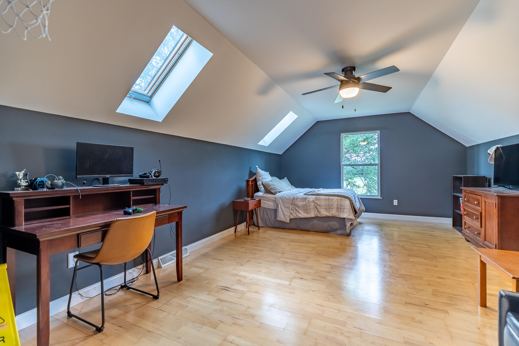 8350 Highway 10 Demotte, IN 46310 - Photo 45 of 77 2054x1369