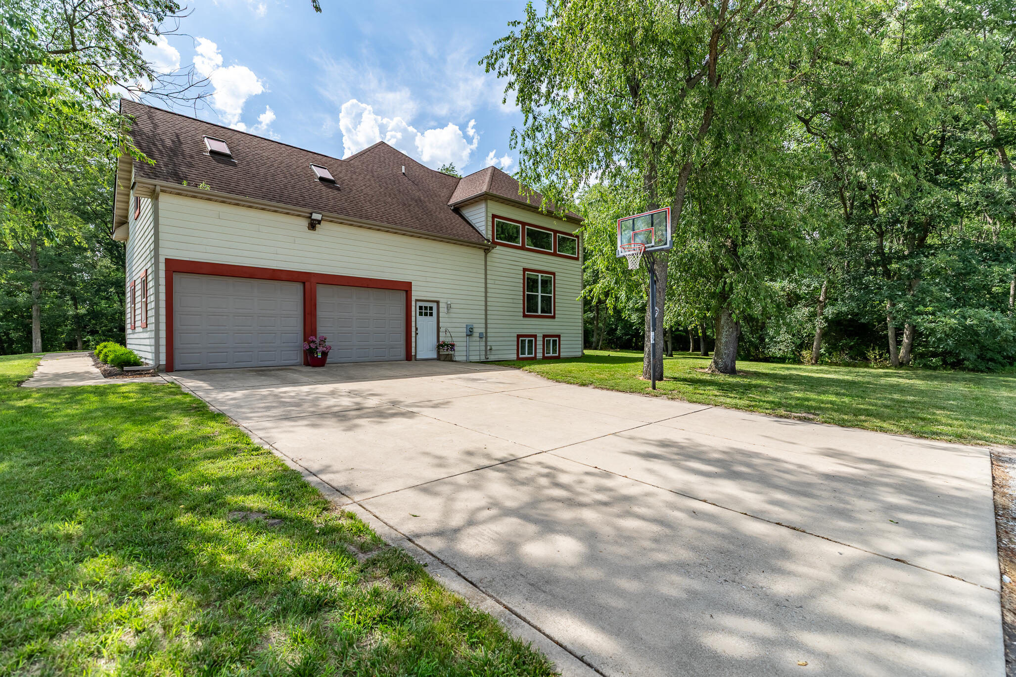 8350 Highway 10 Demotte, IN 46310 - Photo 66 of 77 2054x1369