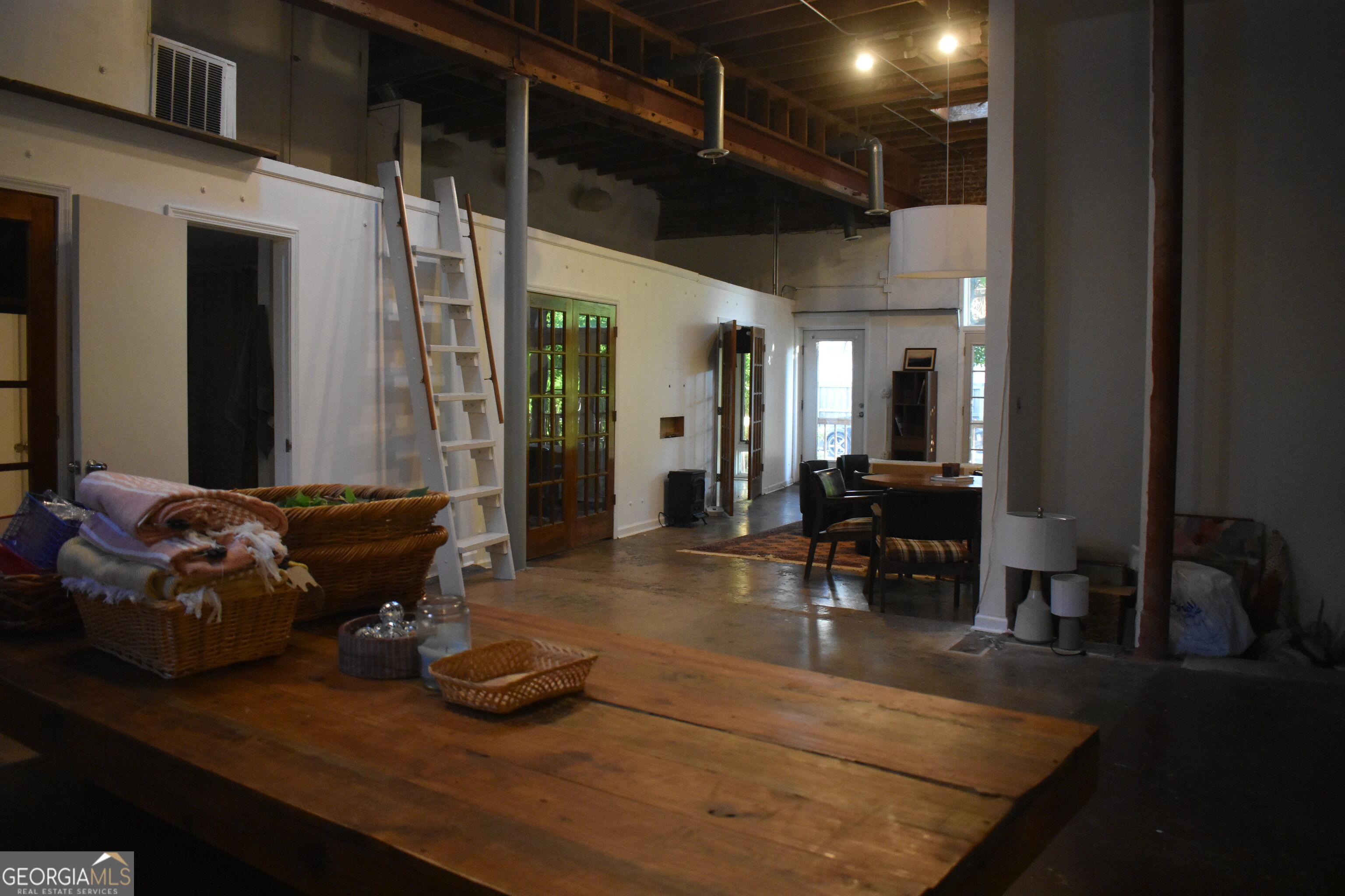 Gallery Image 6