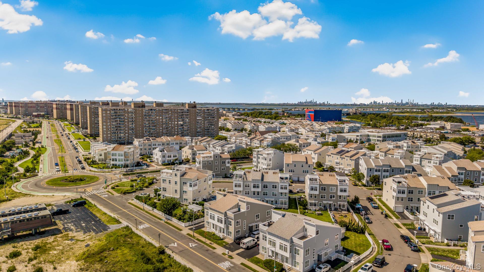 7110 Beach Front Road Queens, NY 11692 - Photo 5 of 30 Gallery Image 5