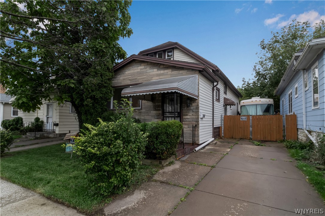 13 Ivanhoe Road Cheektowaga, NY 14215 - Photo 1 of 1 Gallery Image 1