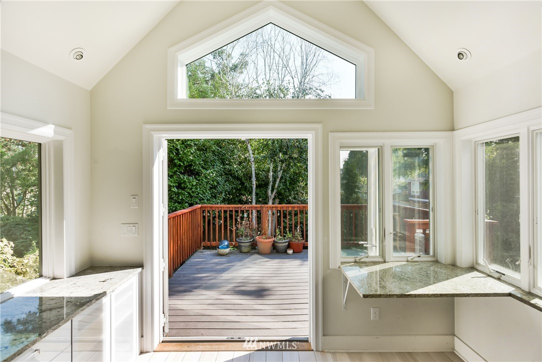 929 North 84th Street Seattle, WA 98103 - Photo 2 of 24 Gallery Image 2