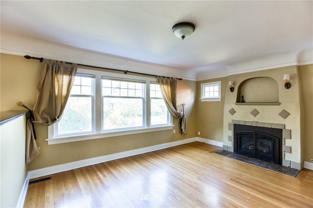 929 North 84th Street Seattle, WA 98103 - Photo 11 of 24 Gallery Image 11