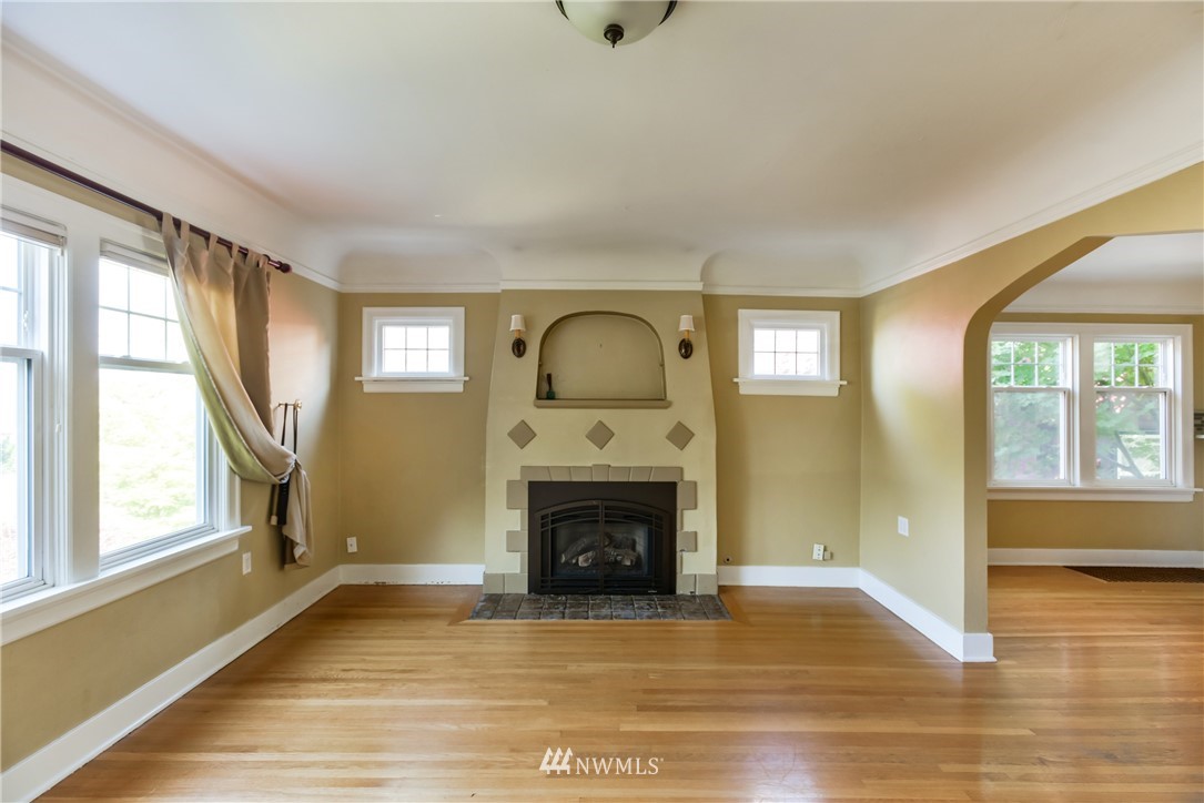929 North 84th Street Seattle, WA 98103 - Photo 12 of 24 Gallery Image 12