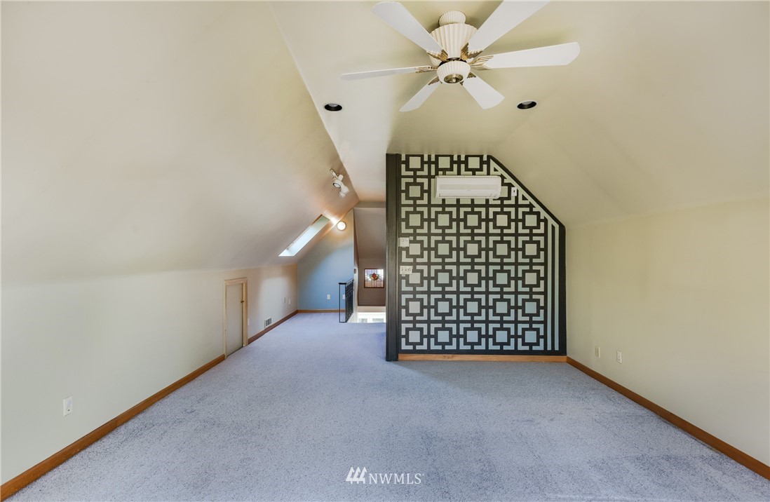 929 North 84th Street Seattle, WA 98103 - Photo 17 of 24 Gallery Image 17