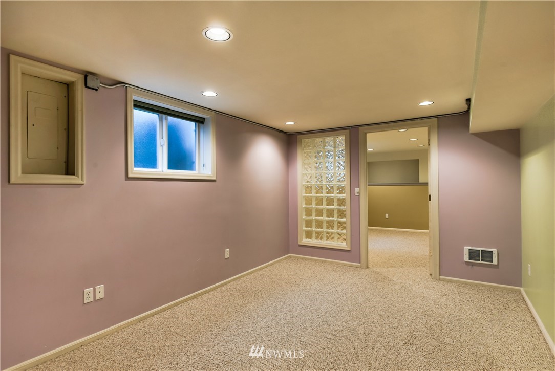 929 North 84th Street Seattle, WA 98103 - Photo 24 of 24 Gallery Image 24