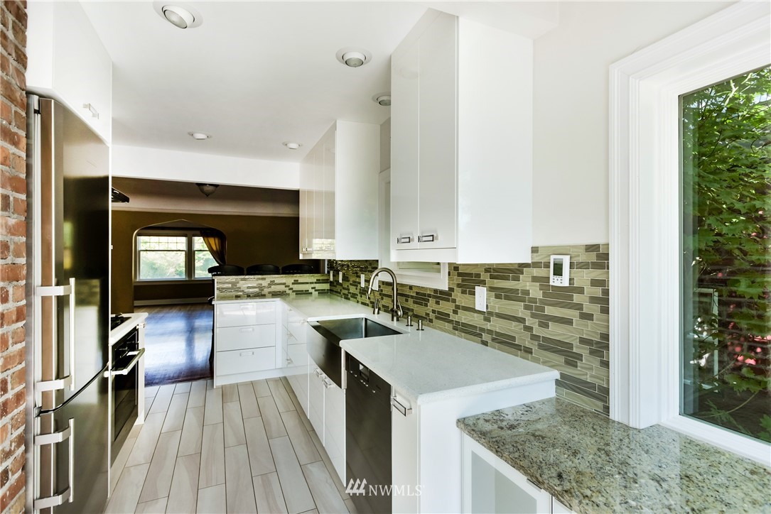 929 North 84th Street Seattle, WA 98103 - Photo 8 of 24 Gallery Image 8