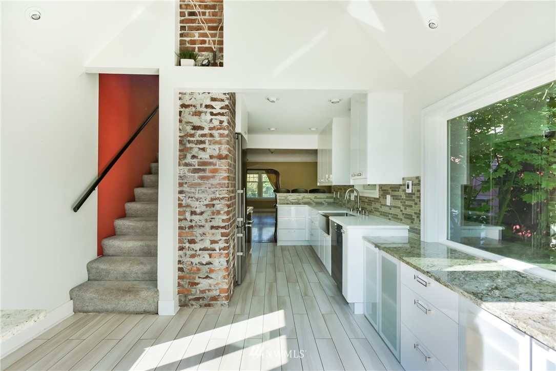 929 North 84th Street Seattle, WA 98103 - Photo 9 of 24 Gallery Image 9