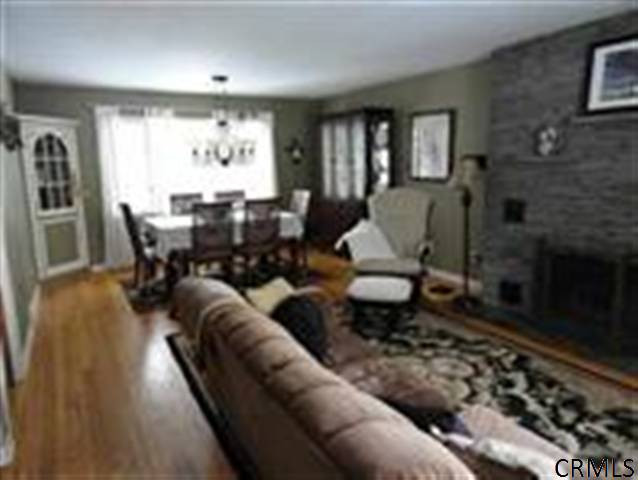 10 Clarkson Road Bethlehem, NY 12054 - Photo 2 of 15 Photo 2